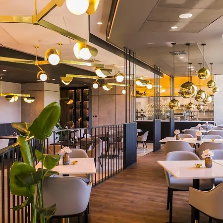Radisson Blu 4* סופוט