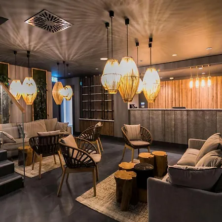 Ξενοδοχείο Radisson Blu 4*