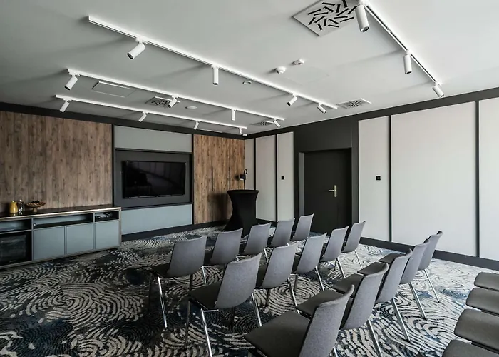 Ξενοδοχείο Radisson Blu 4*