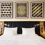 Radisson Blu فندق 4*
