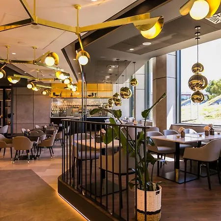 ホテル Radisson Blu 4*