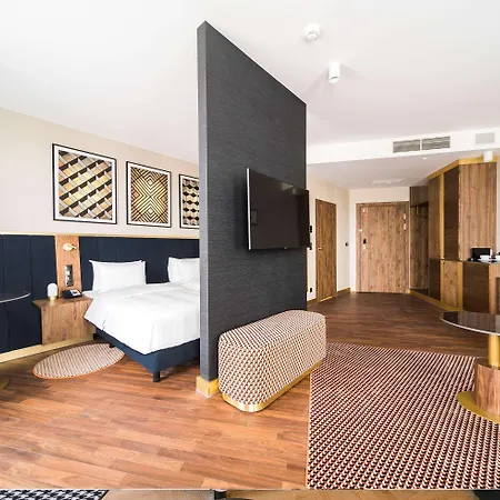 Radisson Blu 4* سوبوت